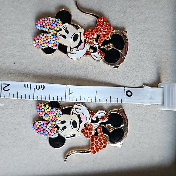 Disney Minnie Mouse Bauble Bar Earrings w Box - Picture 3 of 5
